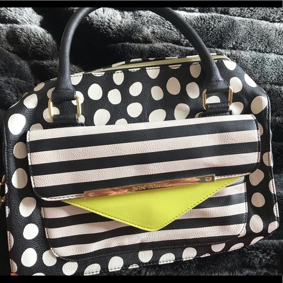 Betsey Johnson Handbags - NWOT - Betsy Johnson purse!